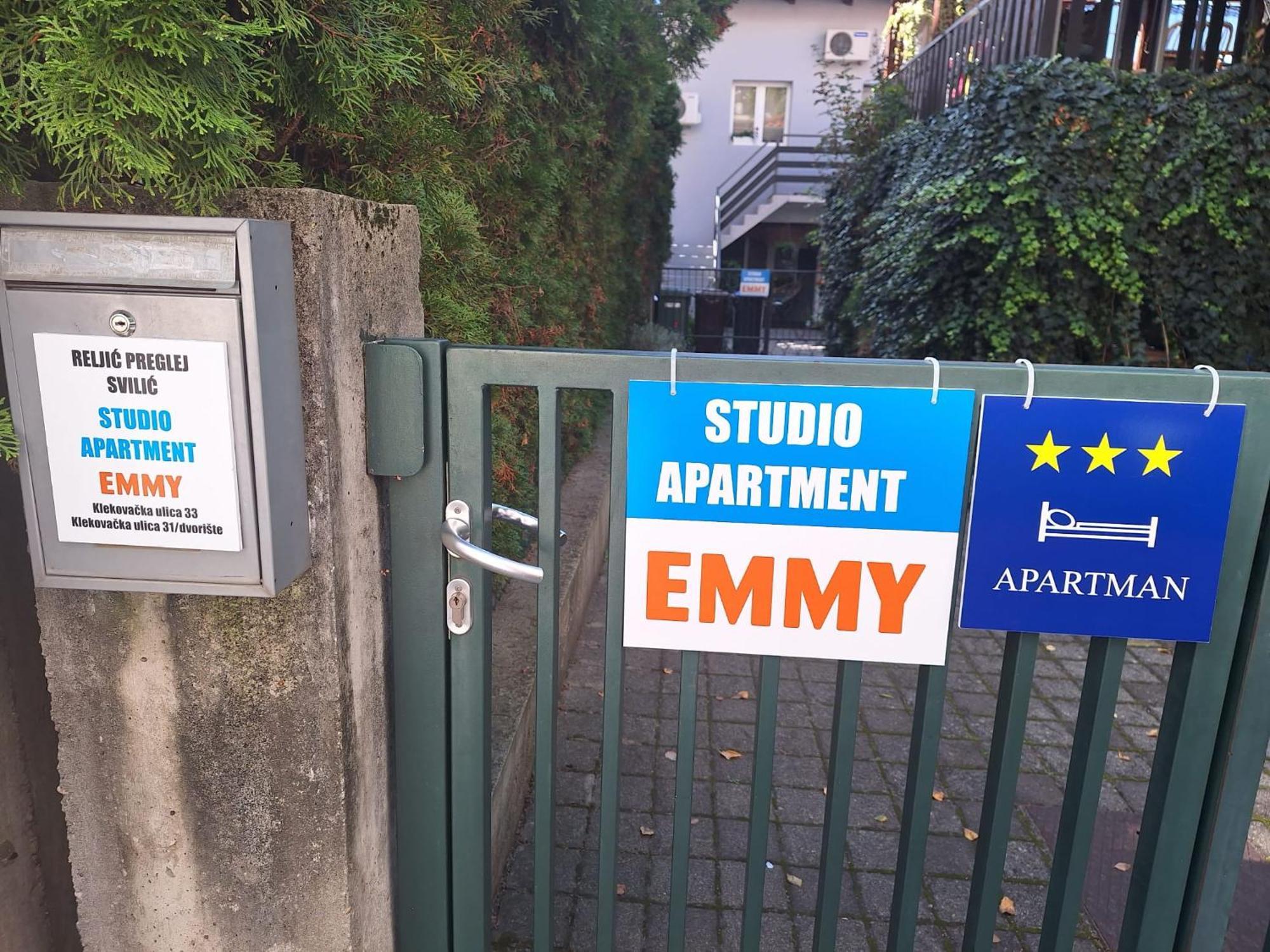 New Studio Apartment Emmy With Free Street Parking Zagreb Exterior foto